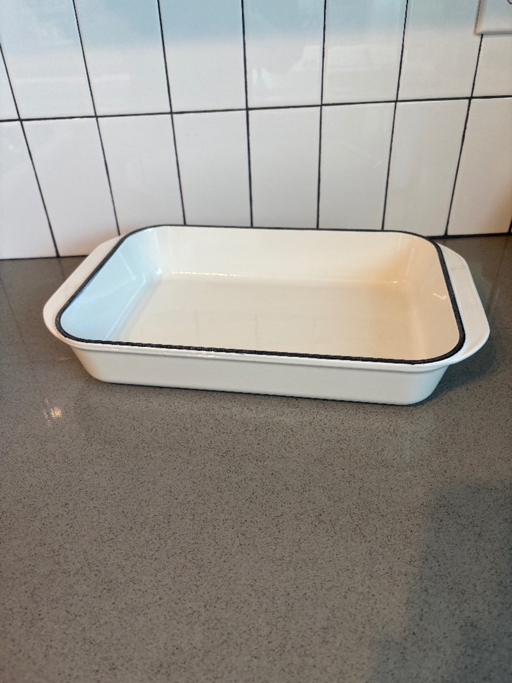 Le Creuset 12x8 heavy enameled cast iron baking dish